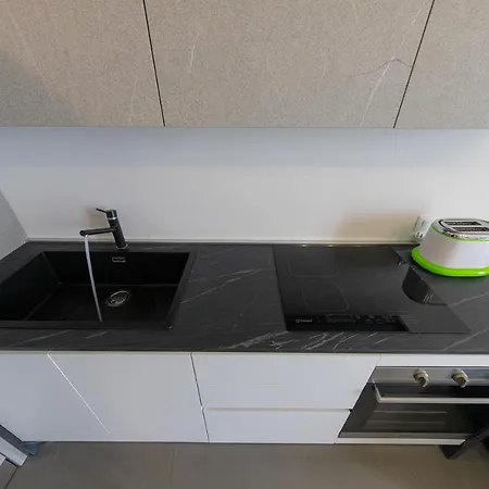 Lägenhet Bordonaro Luxury Cefalù