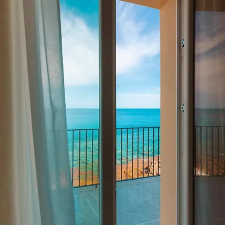 Bordonaro Luxury Lägenhet *